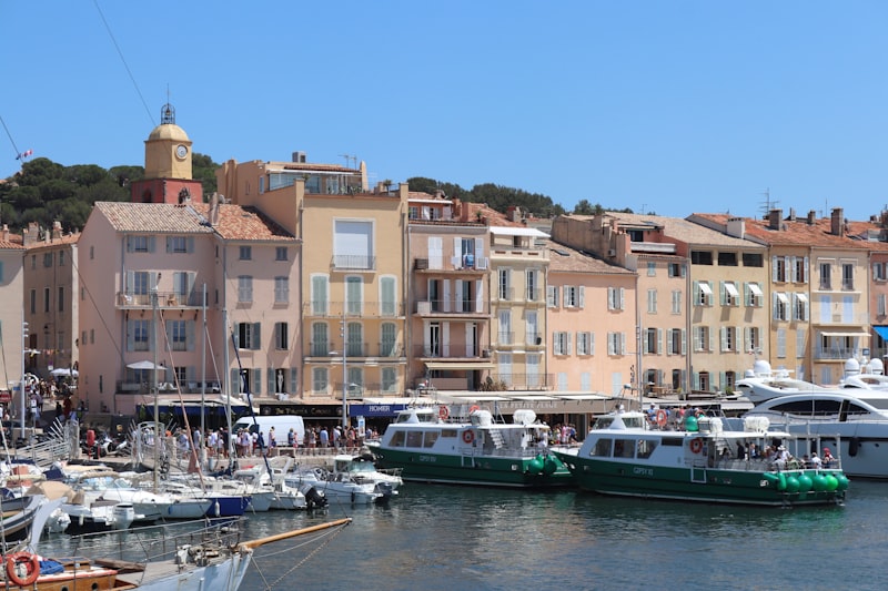 Saint-Tropez yacht charter