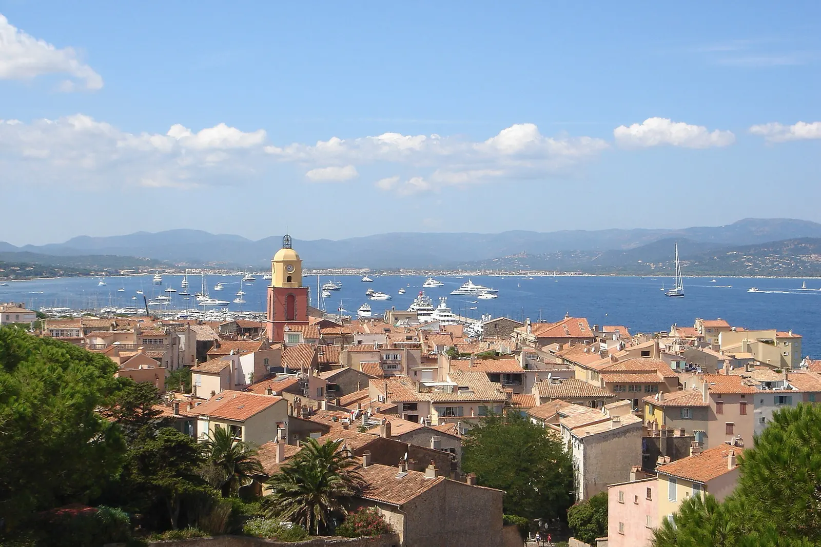 Saint-Tropez yacht charter destination
