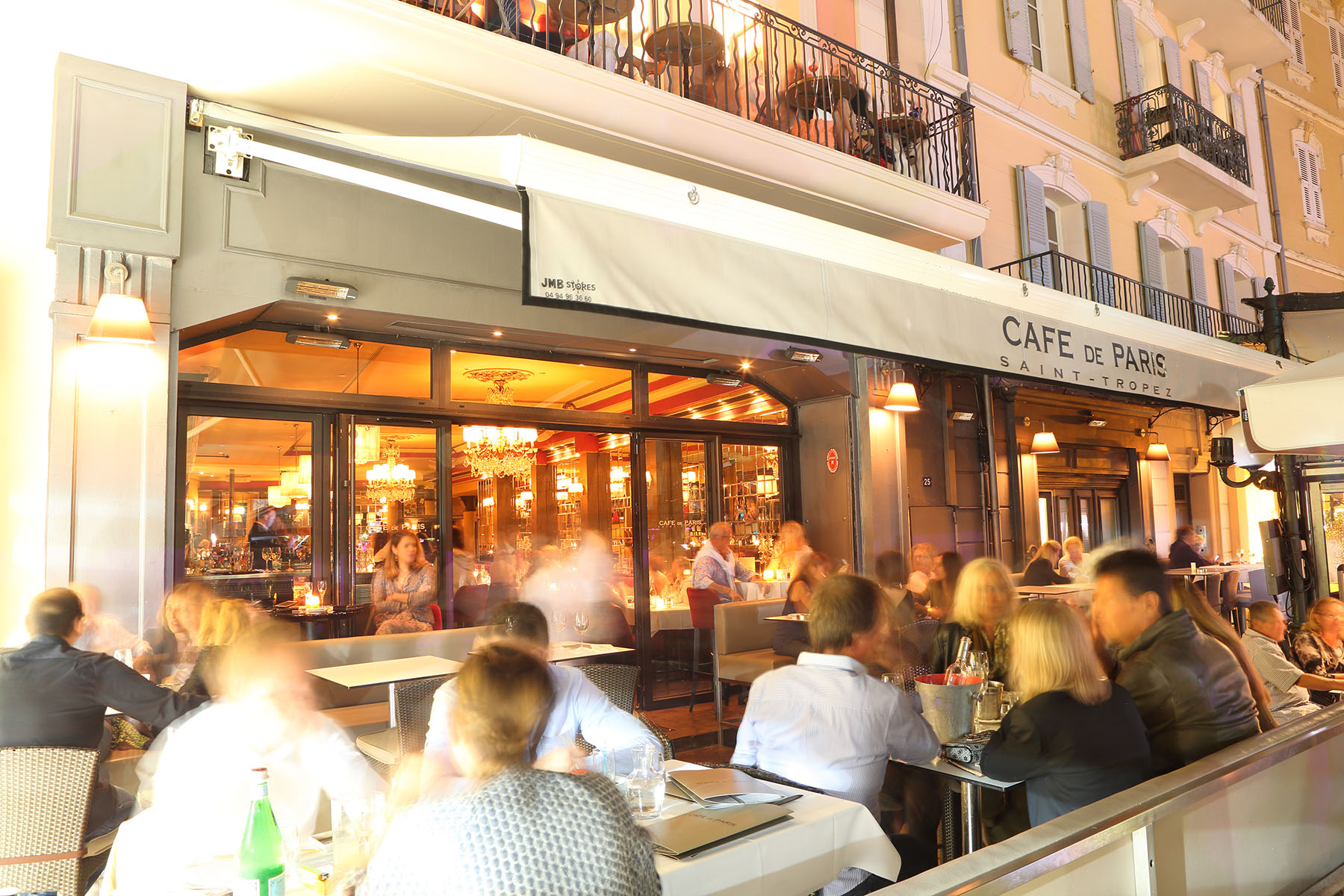 Le Café de Paris, Saint-Tropez, reachable by yacht tender