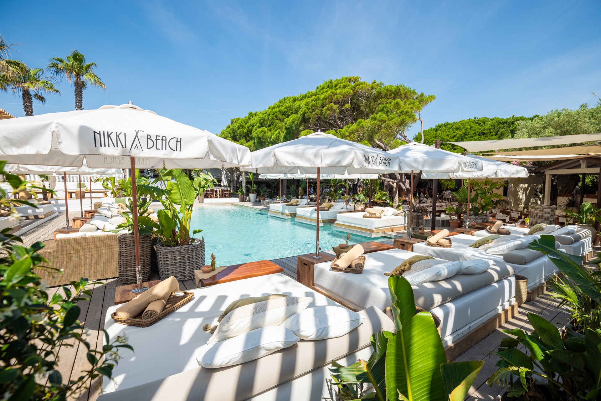Nikki Beach, Saint-Tropez, reachable by yacht tender
