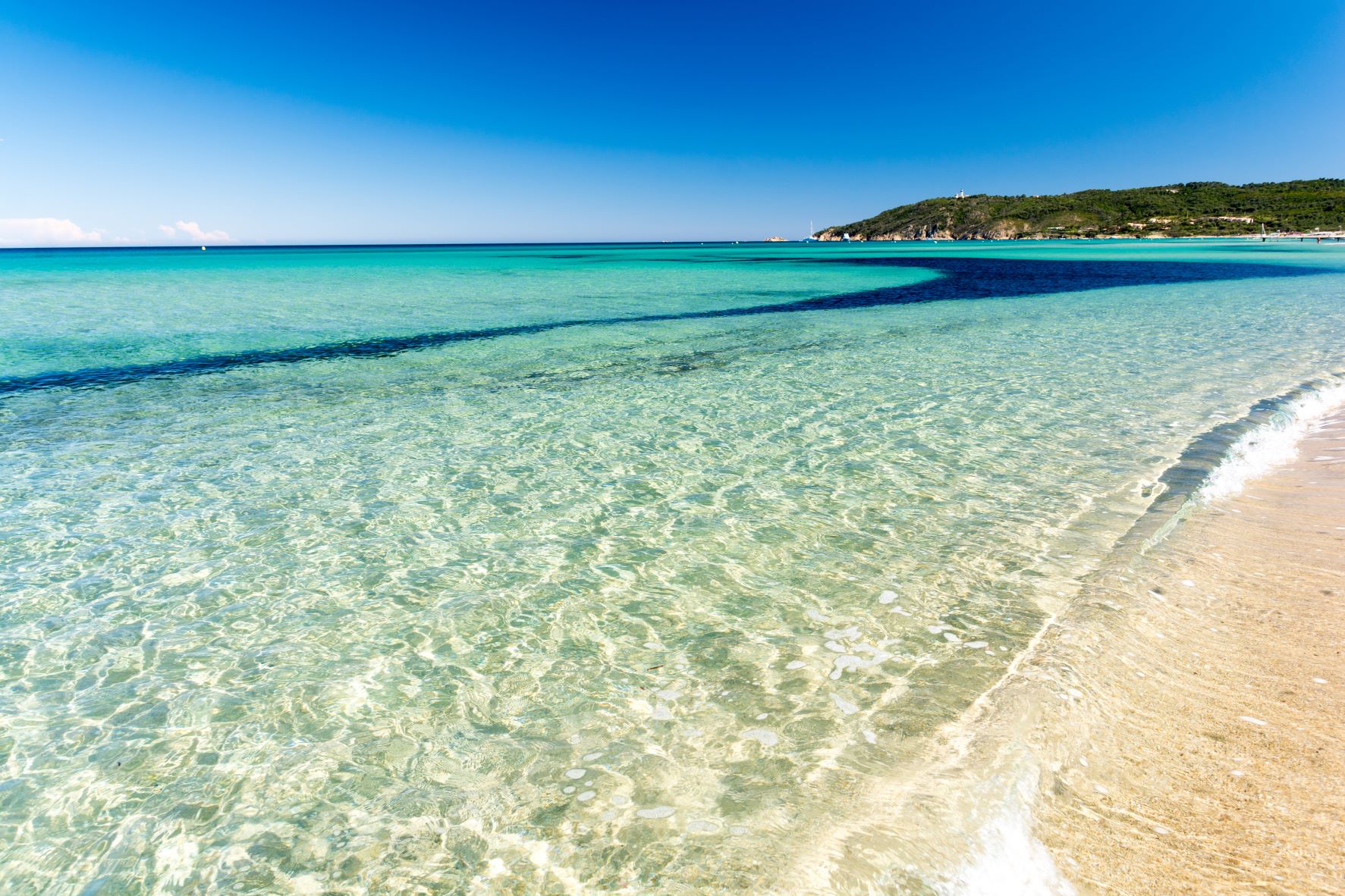 Pampelonne Bay, Saint-Tropez, reachable by yacht tender