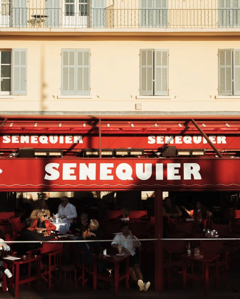 Sénéquier, Saint-Tropez, reachable by yacht tender