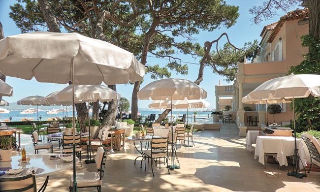 La Vague d'Or, Saint-Tropez, reachable by yacht tender
